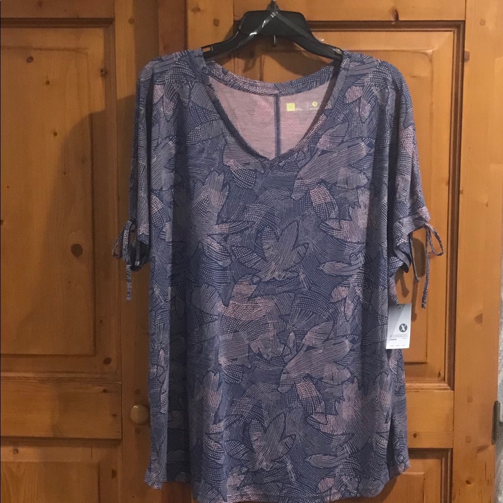 NWT short sleeve cold shoulder pink/ blue top 1X